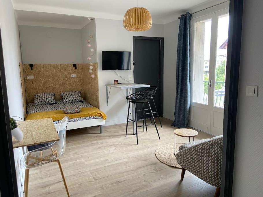 Appartamento L'Eldorado Ruthénois - Garage&Terrasse Rodez Esterno foto